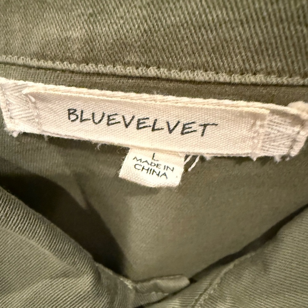 Velvet Olive Green Button-Up Shirt - Picture 3 of 4